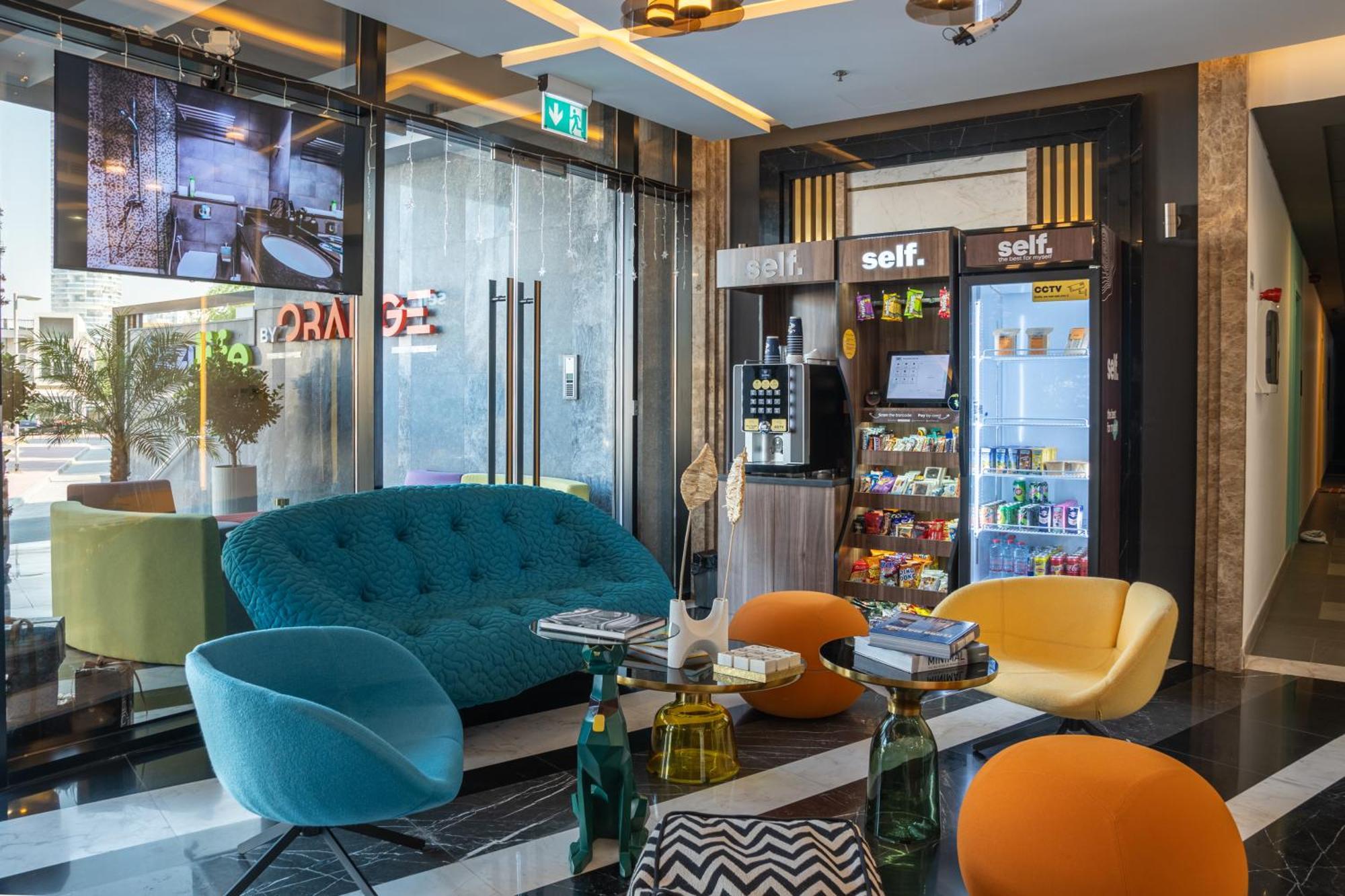 Izzzi Life Mint Apart otel Dubai Dış mekan fotoğraf