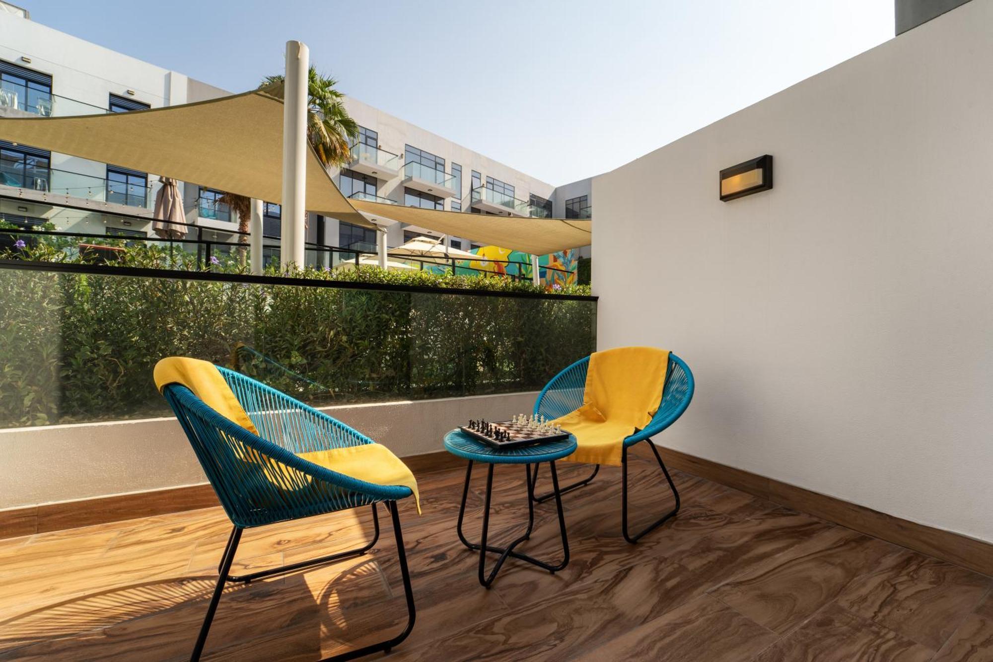Izzzi Life Mint Apart otel Dubai Dış mekan fotoğraf