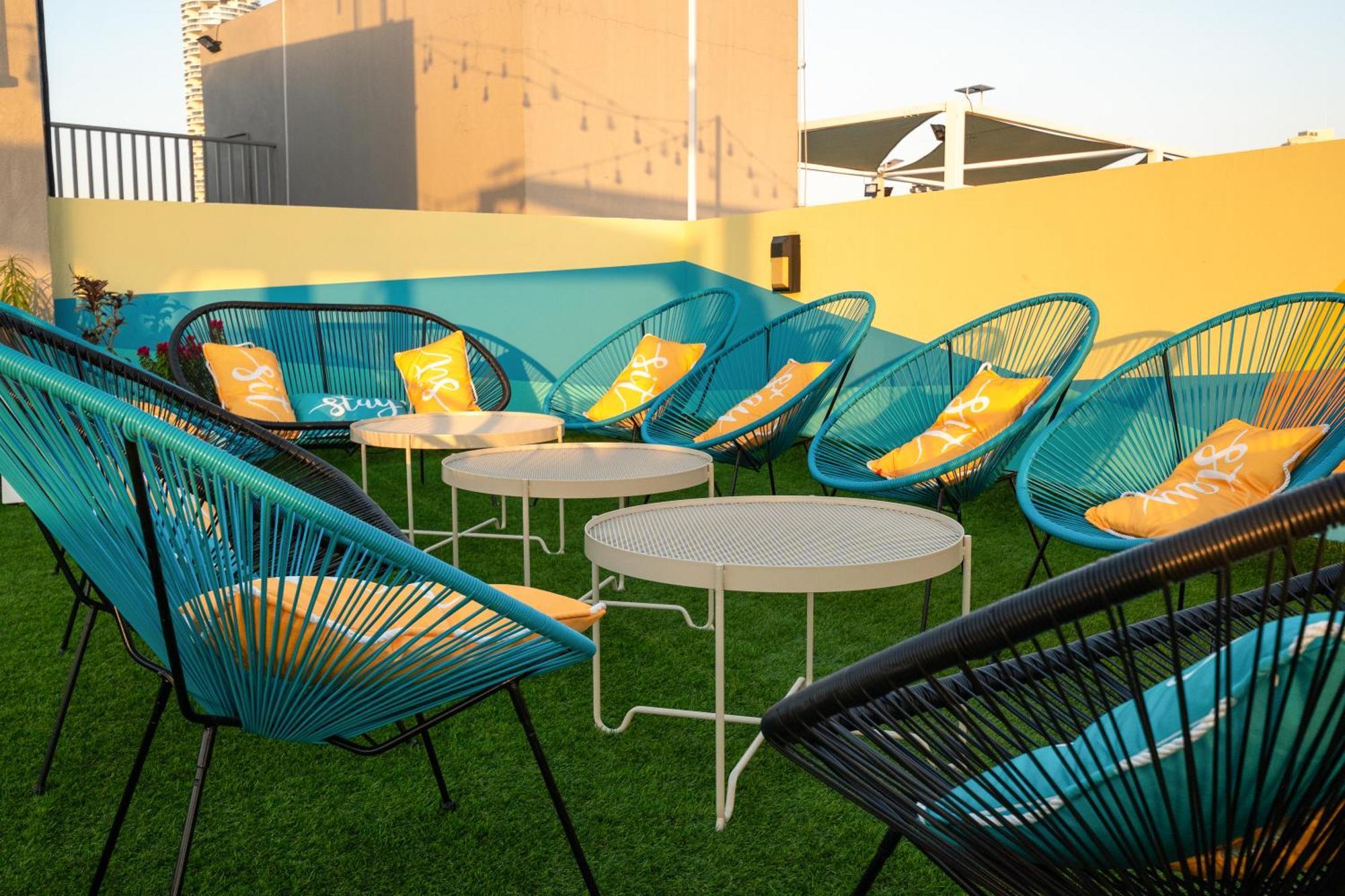 Izzzi Life Mint Apart otel Dubai Dış mekan fotoğraf